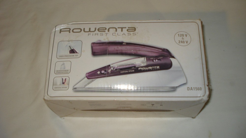 ROWENTA STEAM IRON DA1560 NEW IN BOX
