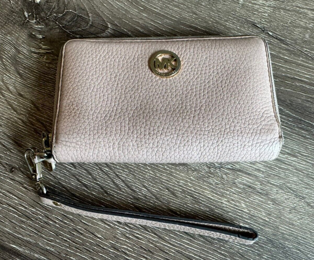 Michael Kors Multi Function Leather Phone Case Wallet