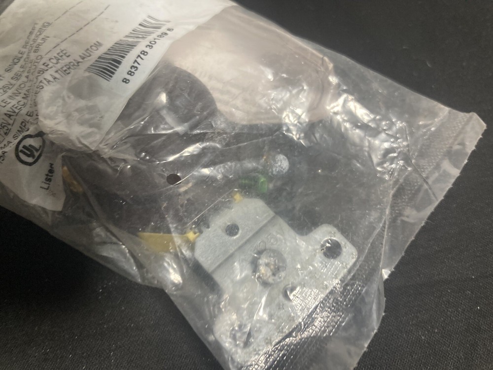 Hubbell Home Select RR151TR tamper resistant brown plug