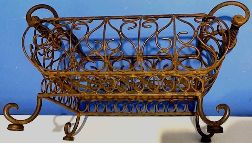 VTG HEAVY CAST IRON RUSTIC ORNATE 2 PC INDOOR/OUTDOOR FOOTED DISPLAY UNIT-EUC