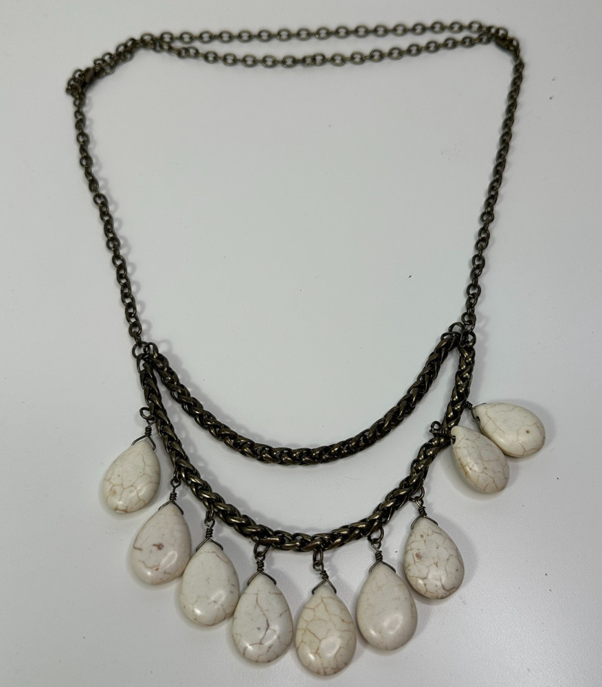 Brasstone White Howlite Stone Pendants Scoop Necklace