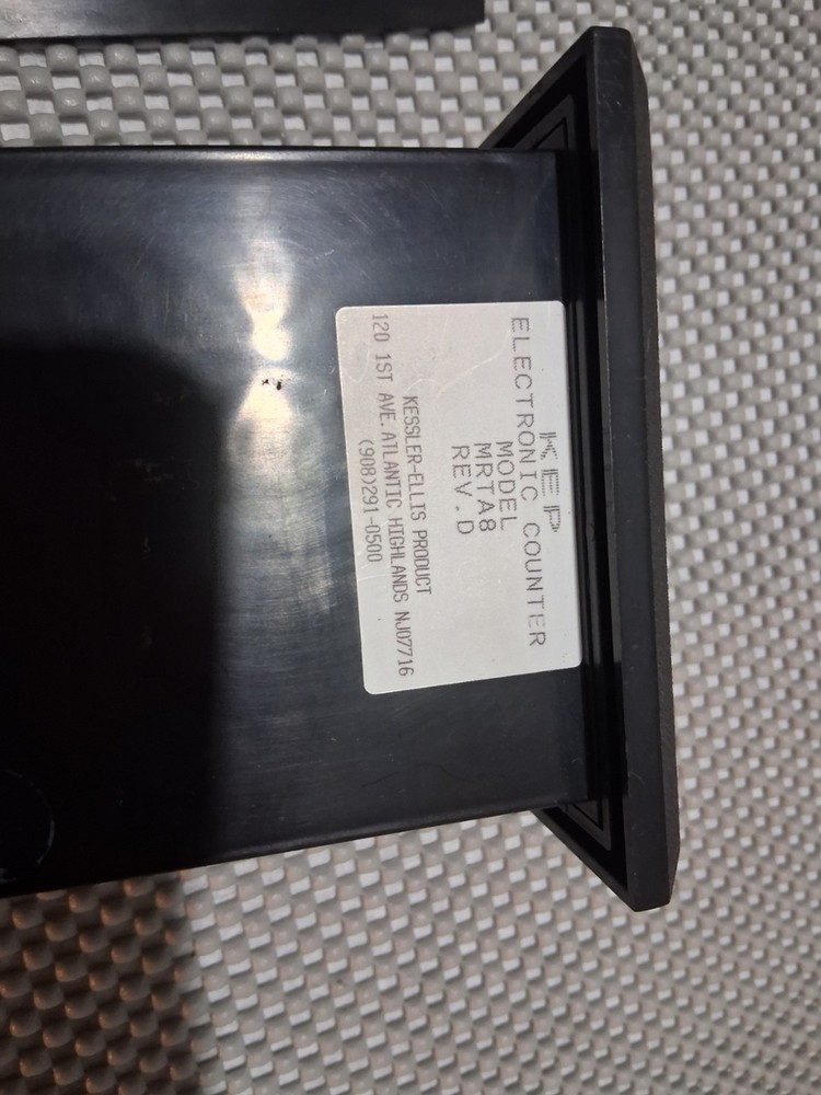 NOS Kessler-Ellis MRTA8 Electronic Digital Counter