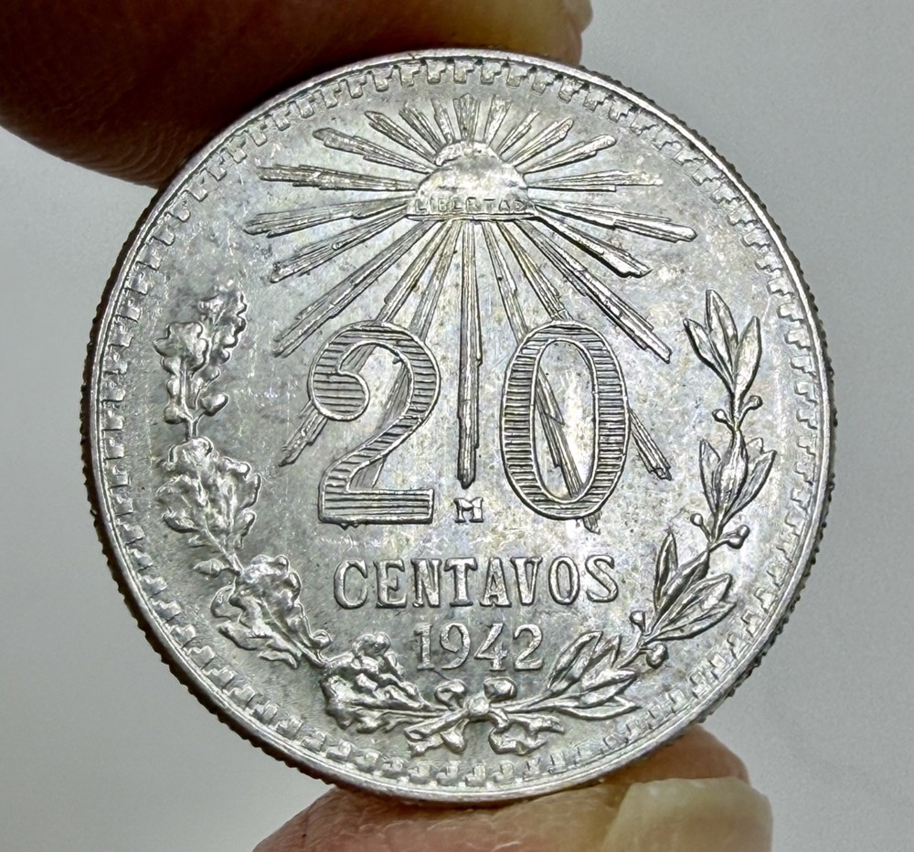 Mexico 1942 Silver 20 Centavos Uncirculated - 96814