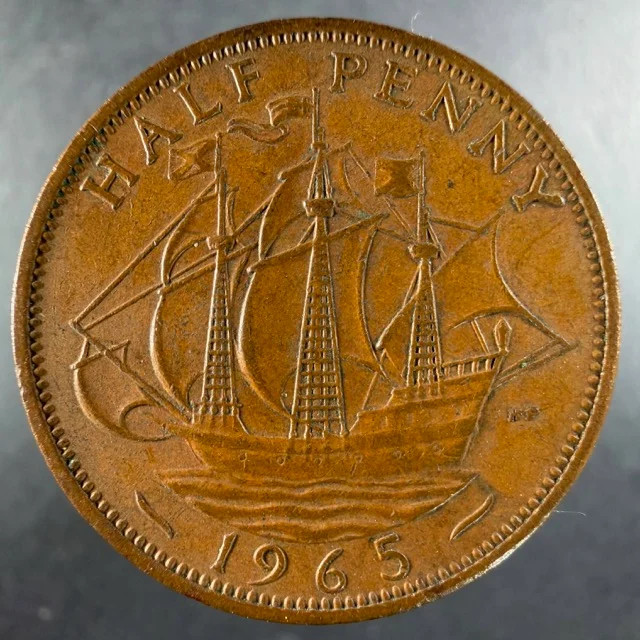 1965 Great Britain Half Penny Sharp Features Elizabeth II Bronze