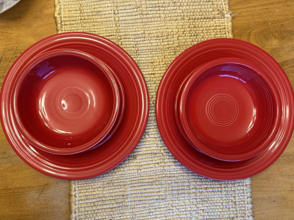Fiestaware Scarlet Red dinner dinnerware set of 2