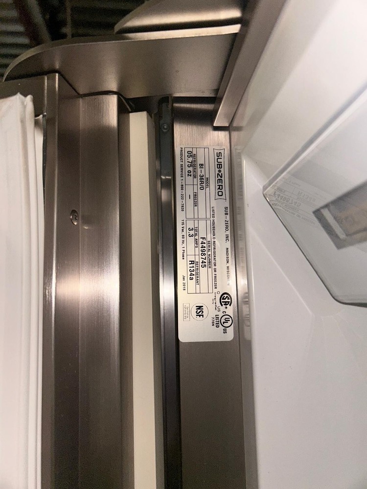 Subzero Legacy Model - Classic Refrigerator Removable Panels BI-36R/O (Right)
