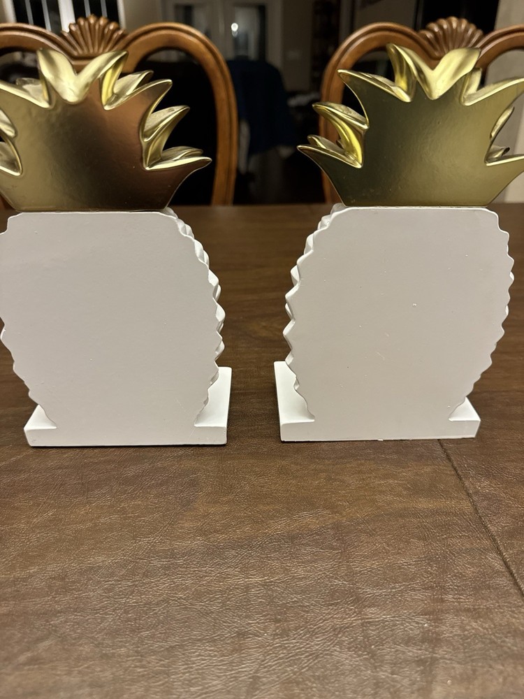 Pineapple bookends White and Gold Ceramic Pineapple Decor