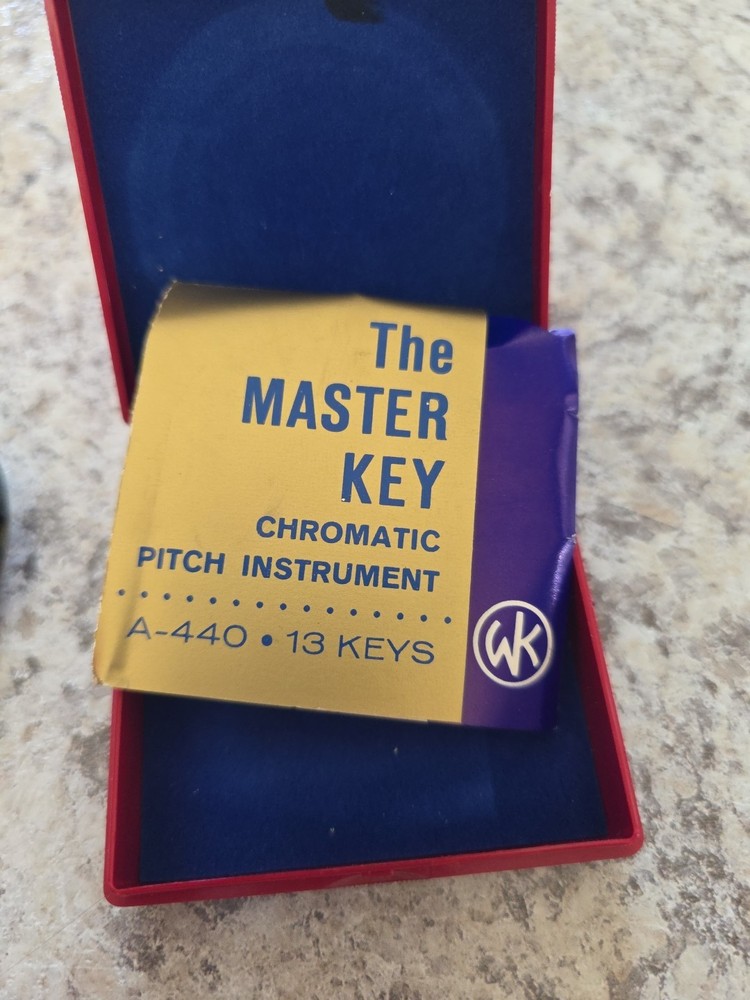 Master Key Chromatic Pitch Pipe A 440 Kratt