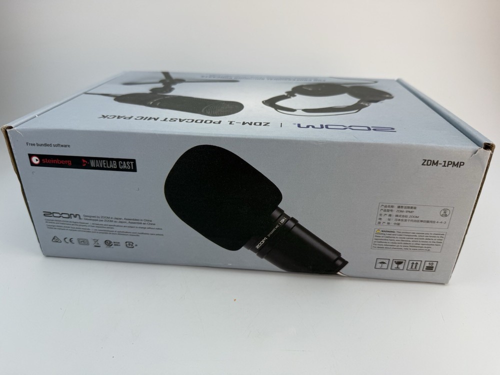 Zoom ZDM-1 Podcast Microphone Pack Accessory Bundle