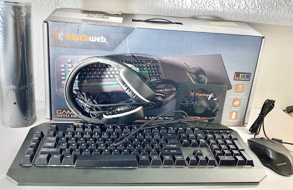 Blackweb Gaming Starter Kit w/ Keyboard Mouse Mousepad & Headset - Ergonomic GA