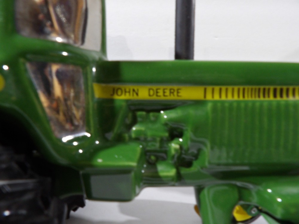Pacesetter John Deere Tractor Decanter
