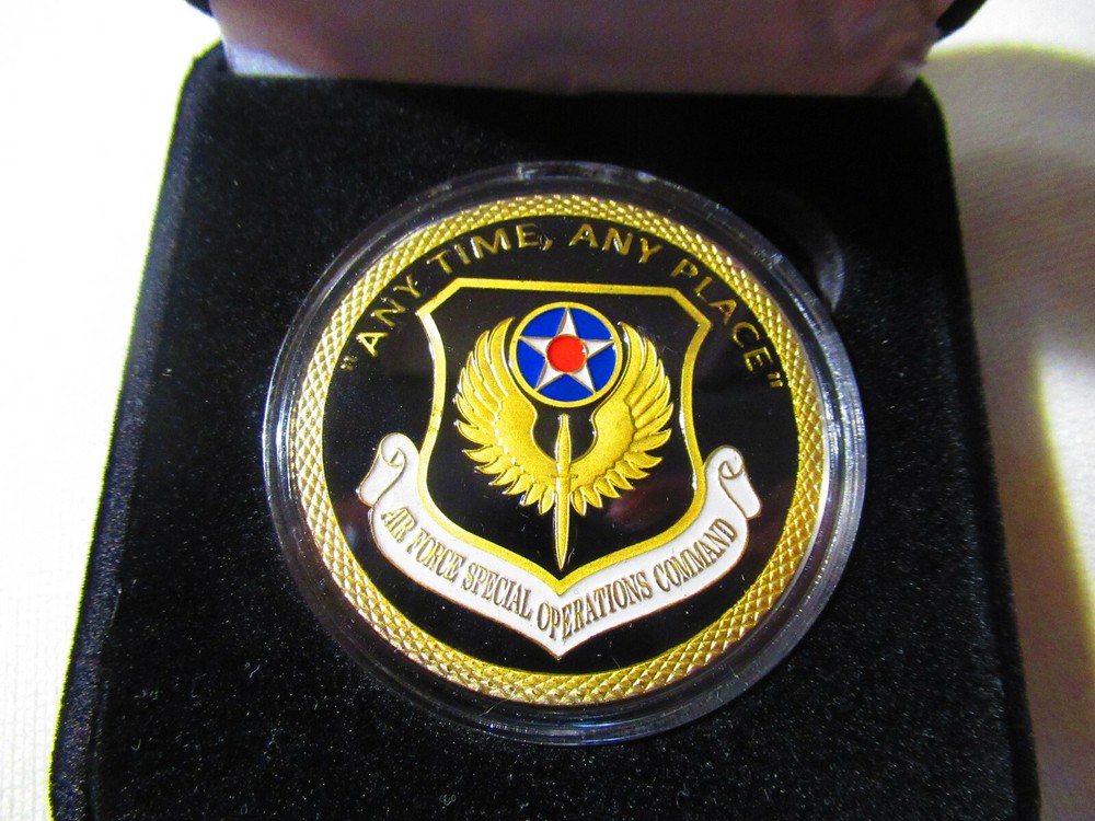 U S AIR FORCE SPECIAL OPERATIONS COMMAND Challenge Coin w/ Presentation Box