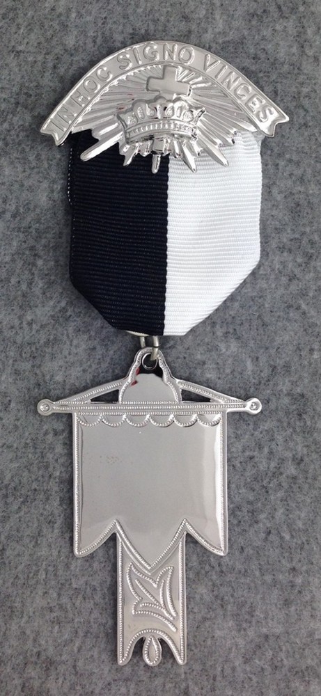 Standard Bearer Jewel