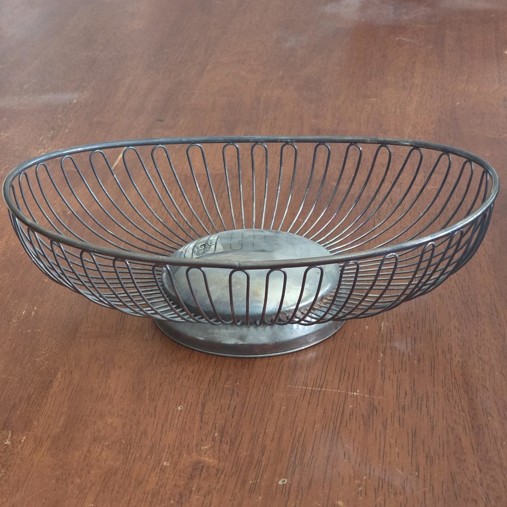 Vintage Silver colored Wire Fruit Basket Bowl