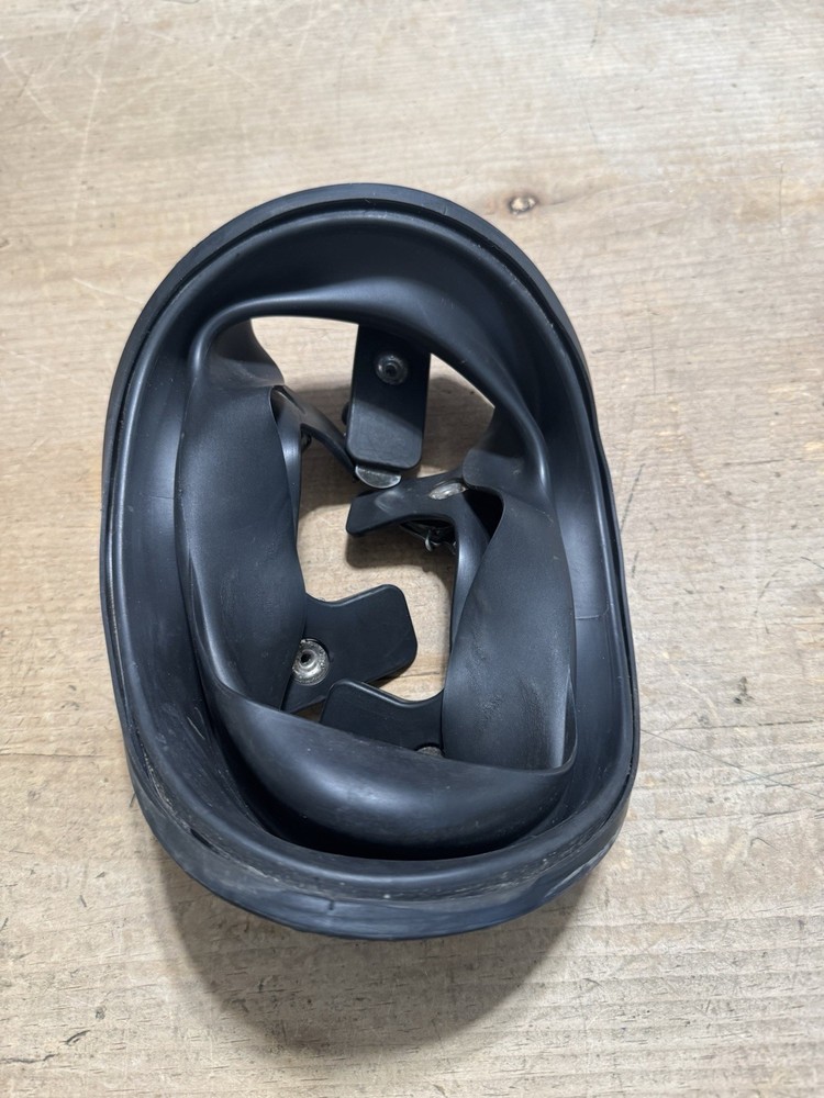 Scott AV3000 HT SCBA Firefighter Mask 5 Pull Replacement Face Seal Small Medium