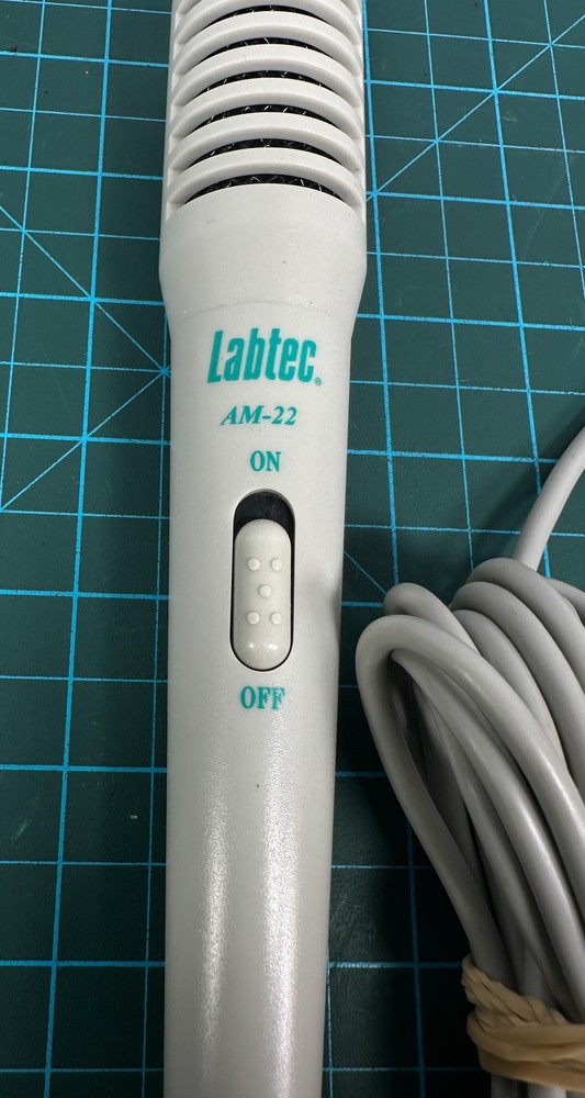Labtec AM-22 Wired Handheld Microphone 3.5mm PC Desktop Mic Gray Mute Switch