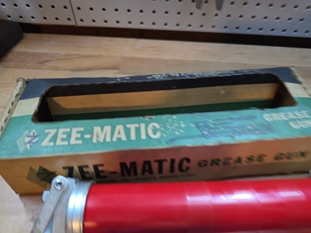 Zee-matic Grease Gun