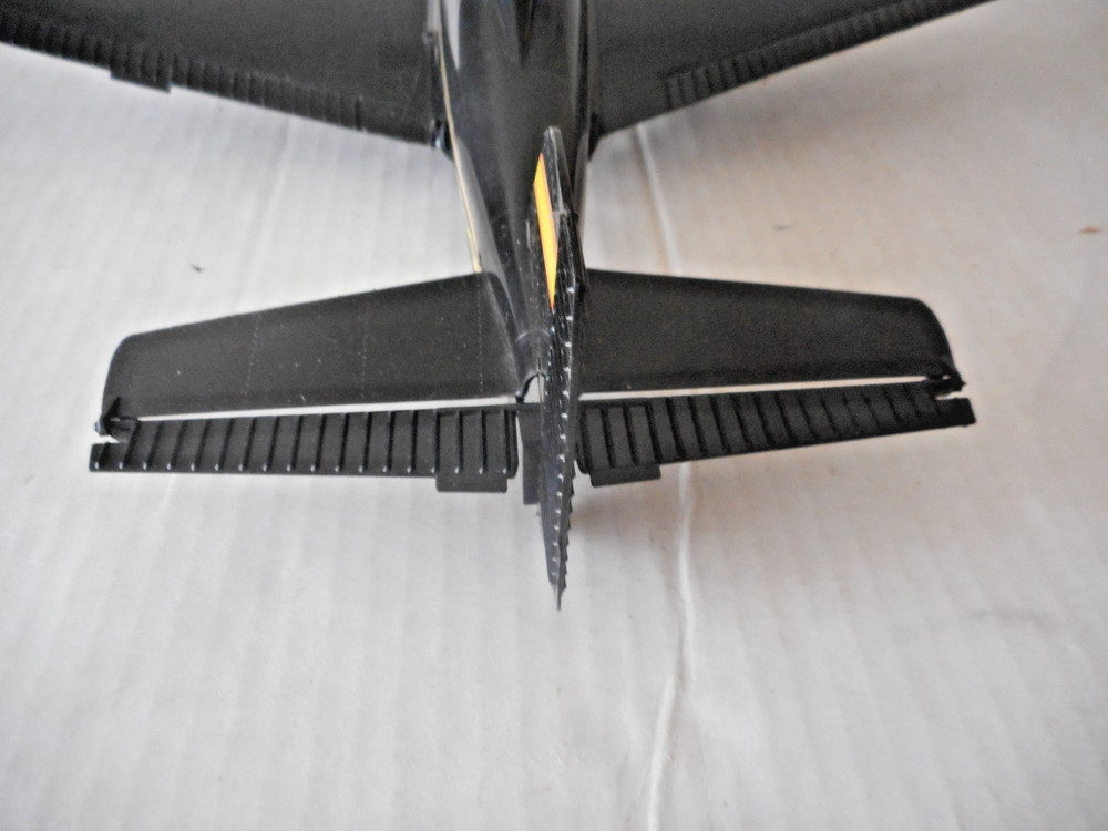 Cox Thunderbolt .049 Engine Powered Model Airplane Ex