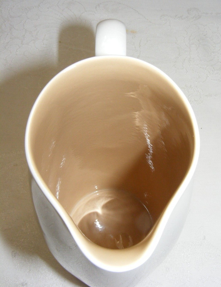 Vintage Pottery Franciscan White Stone Ware Fan Tan Pitcher 3-e
