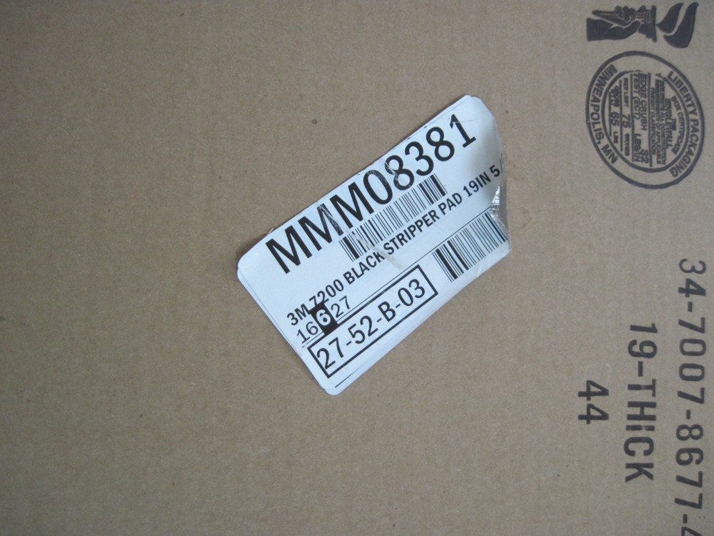 3M Stripper Floor Pad 7200, 19", Black - Includes five pads.