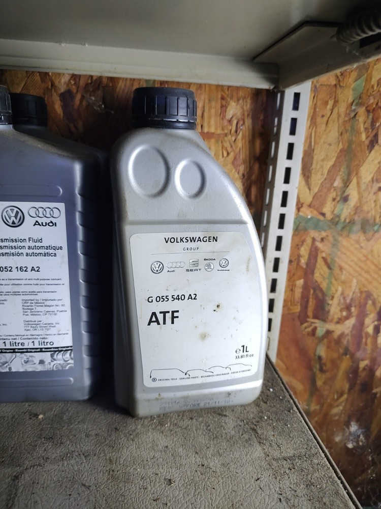 VW AUDI OEM G055540A2 ATF TRANS FLUID 1L NOS Sealed