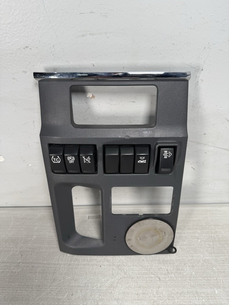 2020 Peterbilt 579 Dash Switch Panel S64-6149-1741100J1 *2206*