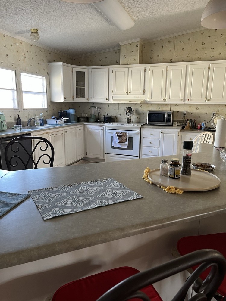 Modular Home 2 Bedrooms 2 Bathrooms Laundry Room Fireplace Kitchen