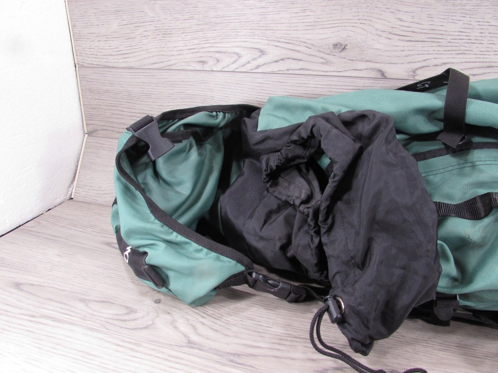 Camp Trails Backpack Scirocco 2 Medium Capacity Streamline Pack Internal Frame