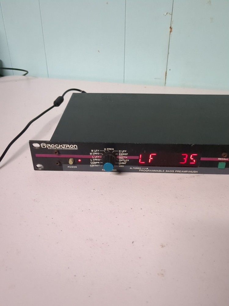 Rocktron Programmable Bass preamp/hush Guitar Rack Processor, Powers On/Untested