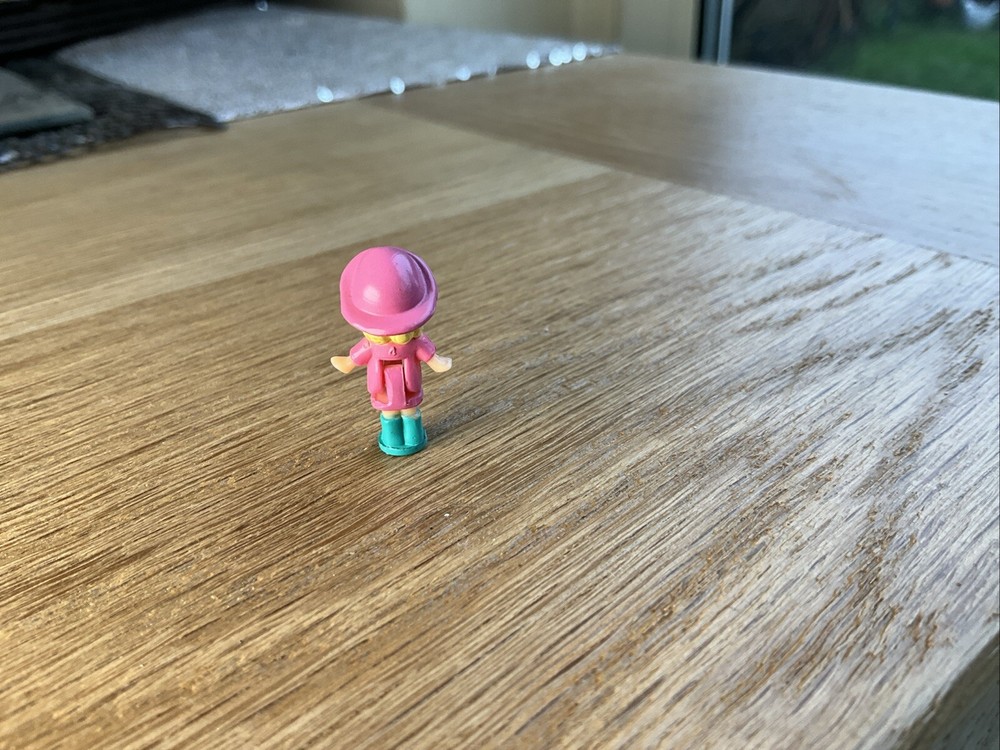POLLY POCKET REPLACEMENT SPARE FIGURE FOR FUN TIME CLOCK PINK VARIATION 1991