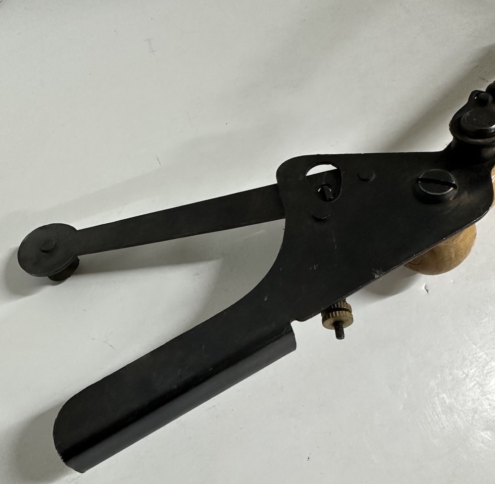 Vintage Clay Pigeon Thrower