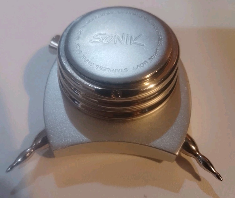 Vintage Sonik Mini Table Clock Made In Japan Working Condition Needs Third Leg