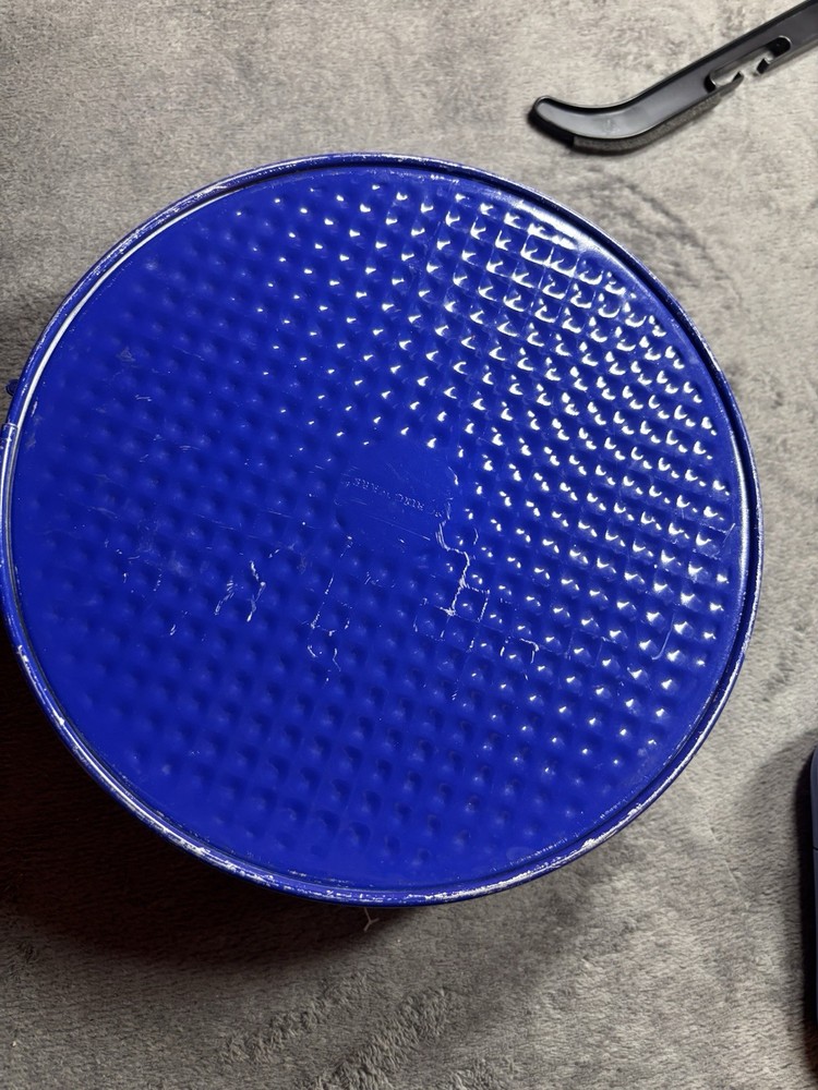 Vintage Blue & White Nordic Ware 9" Spring Form Pan