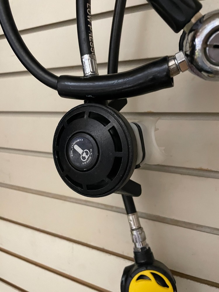 US Divers conshelf regulator, octo & Suunto Zoop computer w/compass