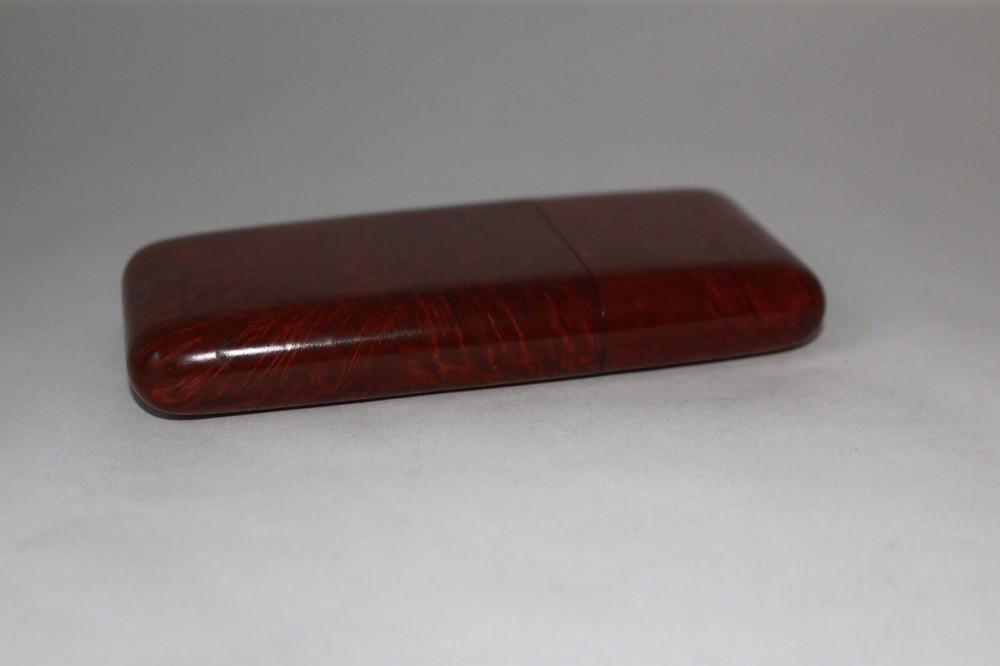 Root Cigar Holder and Cigar Holder