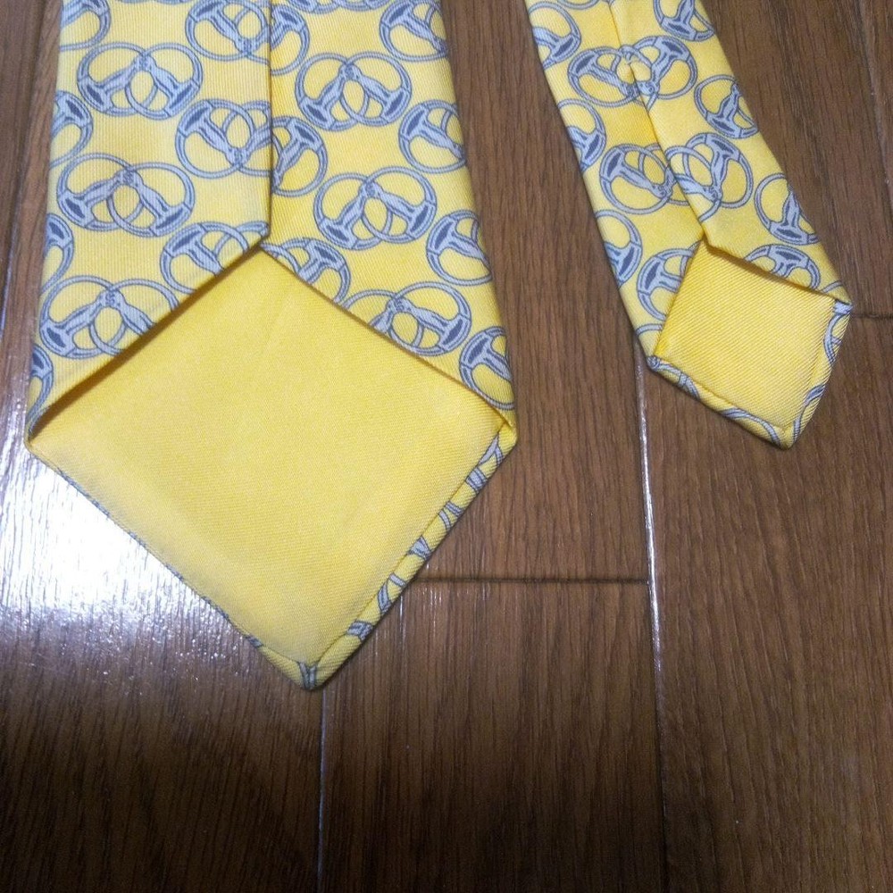 Hermes Pretzel Pattern Tie Yellow