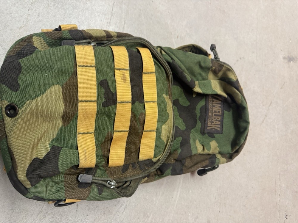 CamelBak Maximum Gear hydration pack military