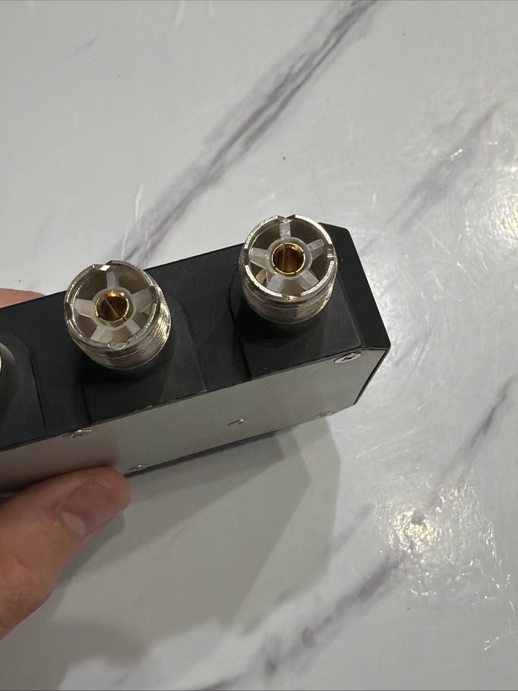 COMET CFX-514J TRIPLEXER Used Good Condition No Cables