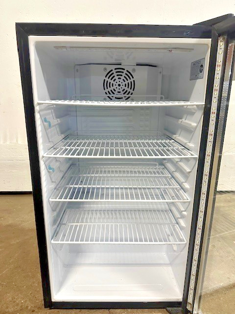 "DISPLAY COOLER SC98" COUNTERTOP LED LIGHTED DISPLAY COOLER FOR LIVE BAIT