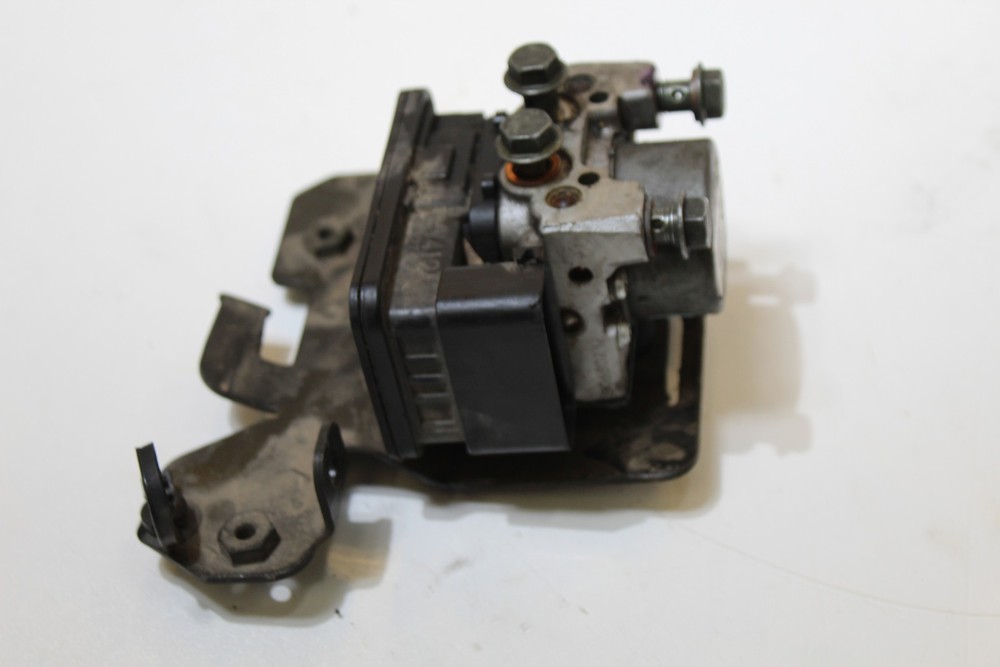 2018 Indian Scout Bobber ABS Brake Pump Module Assembly 2205610