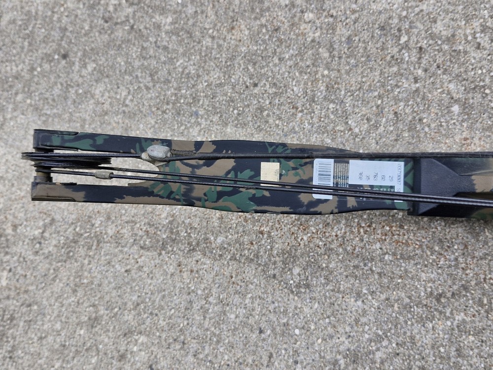 PSE Compound Bow Game Sport series Lightning-Flite 2