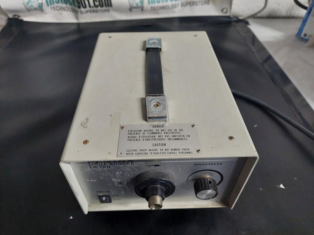Pentax Light Source LH-150