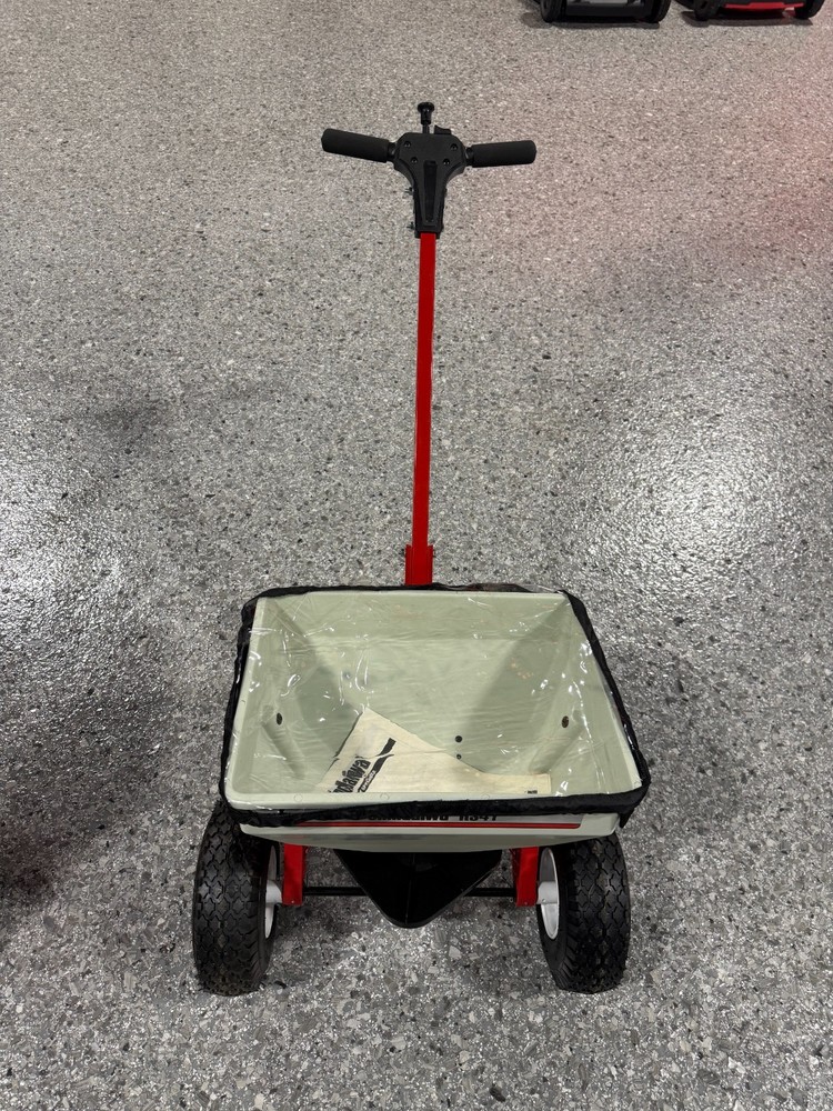 Shindaiwa RS41 Broadcast Spreader