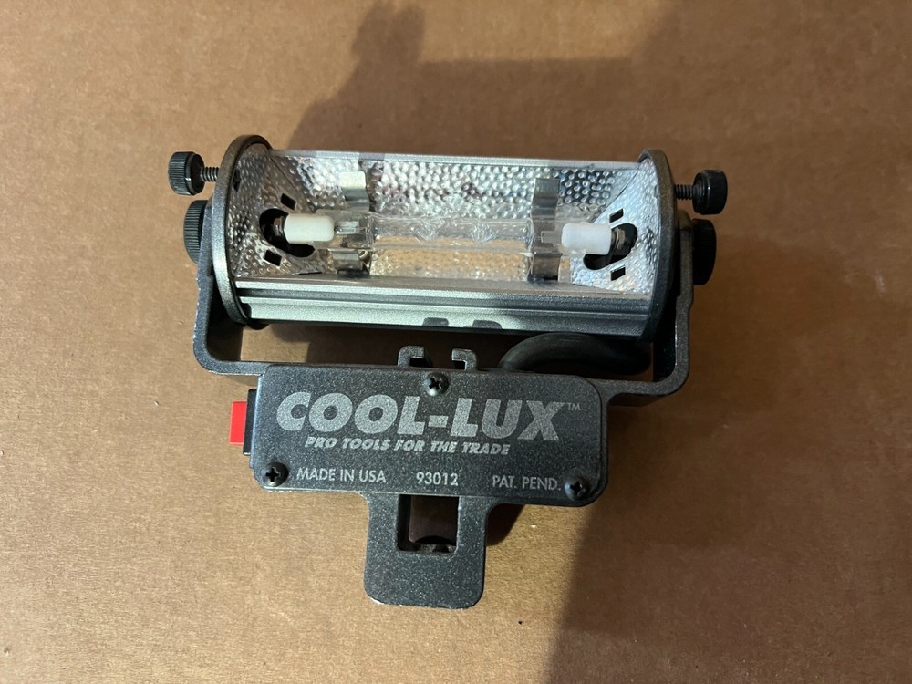 Cool-Lux SL3000 Broad/Soft On-Camera Light Mini-Combo