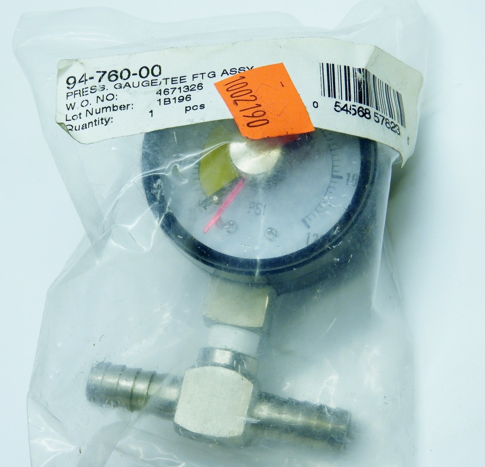 Multiplex 94-760-00 WATER PRESSURE GAUGE WITH TEE