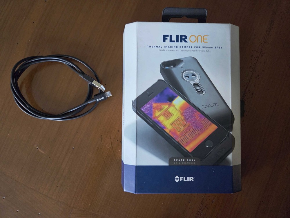 FLIR ONE Thermal Camera for IPhone 5/5s
