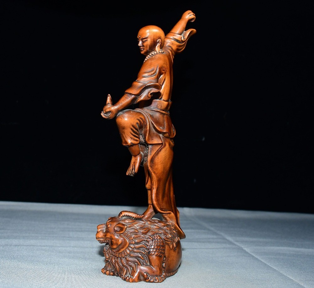Exquisite Small Leaf Boxwood Wudama Ornaments
