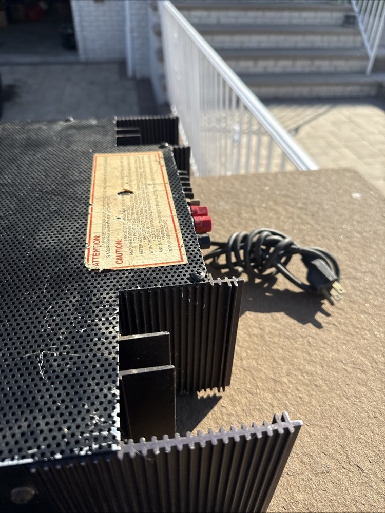 Crown PS-200 power amplifier Tested Works Has Some Cosmetic Issues