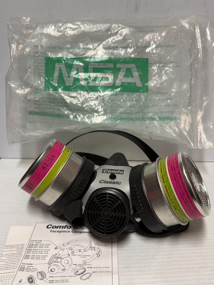 MSA 7-201-1 Comfo Classic Silver Half Mask Respirator Size Medium