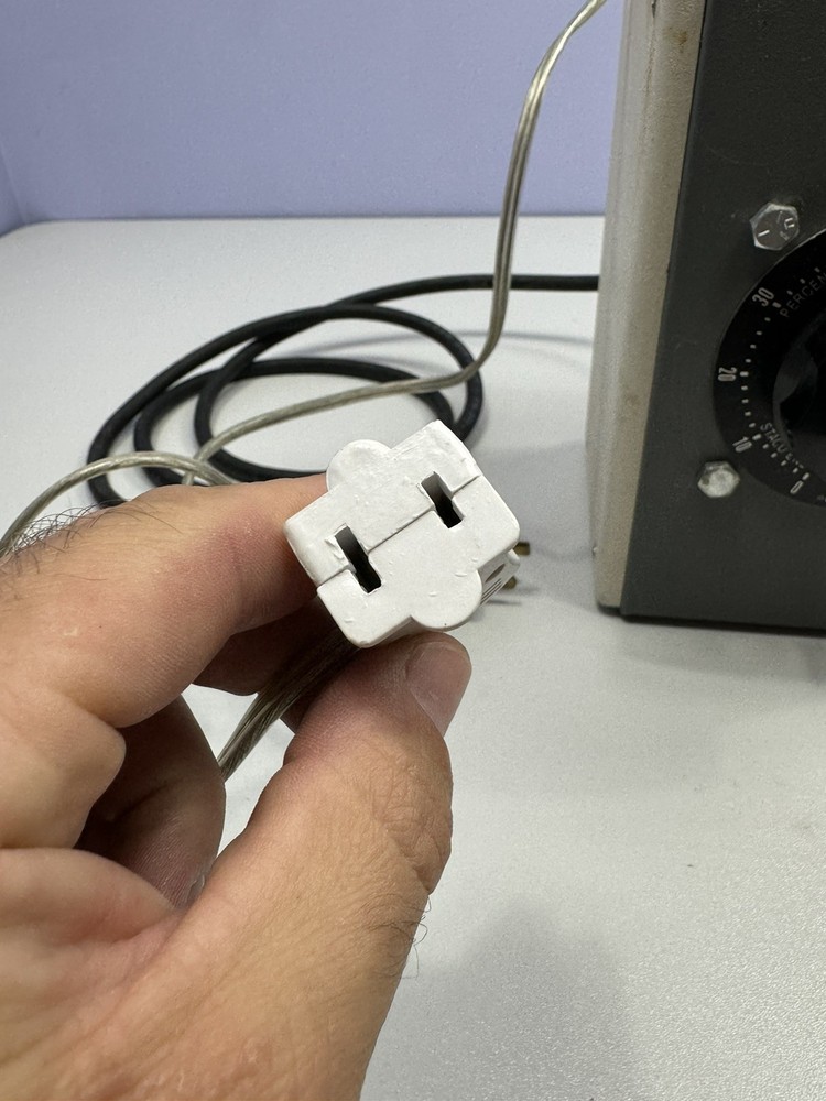 staco variable transformer 700 watt